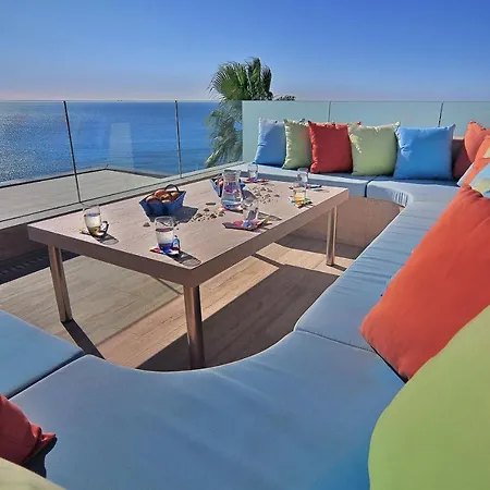 Villa Water's Edge Coral Bay